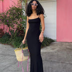 Robe longue ajustée à fines bretelles