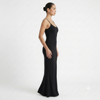 Robe longue ajustée à fines bretelles